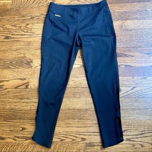 Lole Black Workout Leggings CutOut at Ankles. Size: Medium.